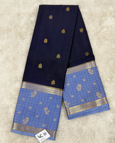 Navye Blue