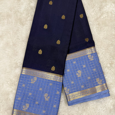 Navye Blue